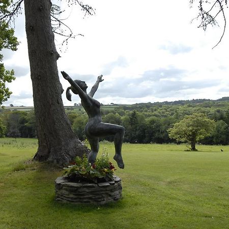 Rhosygilwen Courtyard Bed & Breakfast Cilgerran Bagian luar foto